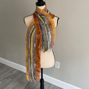Adorable silky scarf with different fabric strips